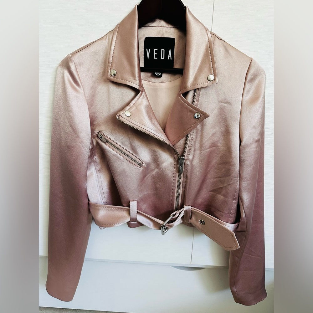 VEDA Cropped Buckled Jacket Blush Pink